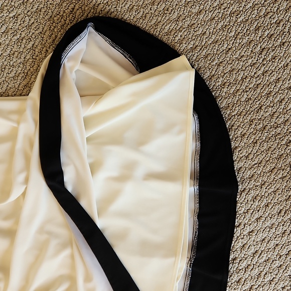 Jessica Howard Festive Fun! - Picture 3 of 5